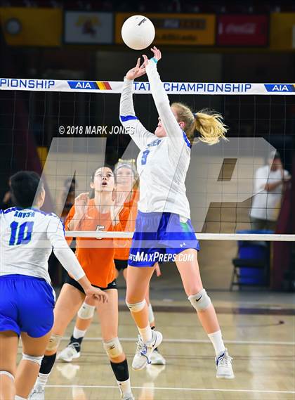 Thumbnail 2 in Xavier College Prep vs. Corona del Sol (AIA 6A Final)  photogallery.
