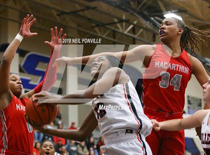 Thumbnail 1 in MacArthur vs. Allen (UIL 6A Area Playoff) photogallery.