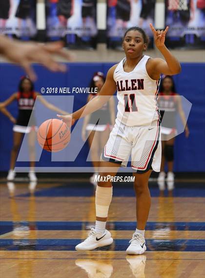 Thumbnail 2 in MacArthur vs. Allen (UIL 6A Area Playoff) photogallery.