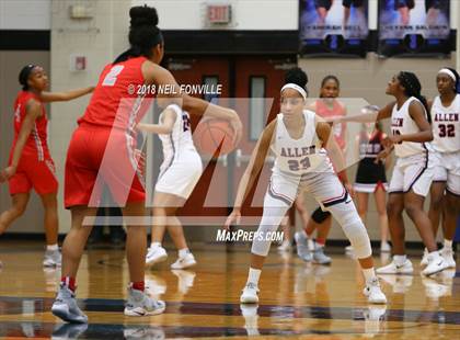 Thumbnail 3 in MacArthur vs. Allen (UIL 6A Area Playoff) photogallery.