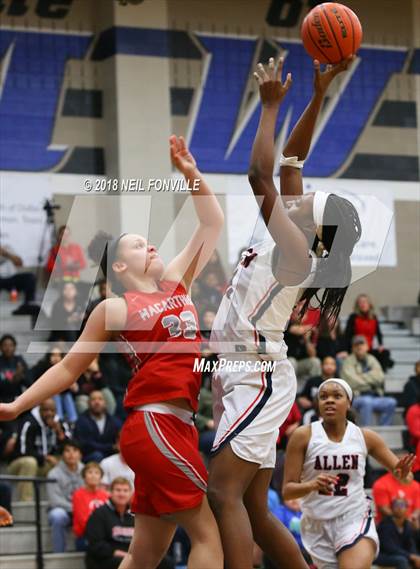 Thumbnail 2 in MacArthur vs. Allen (UIL 6A Area Playoff) photogallery.
