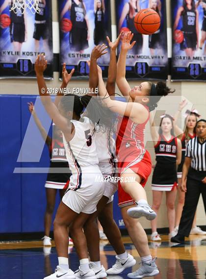 Thumbnail 2 in MacArthur vs. Allen (UIL 6A Area Playoff) photogallery.