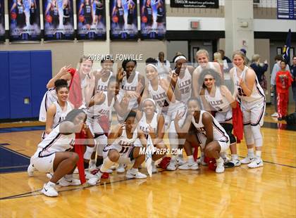Thumbnail 2 in MacArthur vs. Allen (UIL 6A Area Playoff) photogallery.
