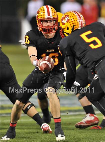Thumbnail 1 in Mission Viejo vs. Servite (CIF-SS Pac-5 Division Final) photogallery.