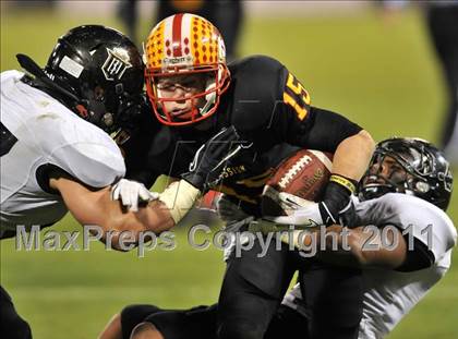 Thumbnail 3 in Mission Viejo vs. Servite (CIF-SS Pac-5 Division Final) photogallery.