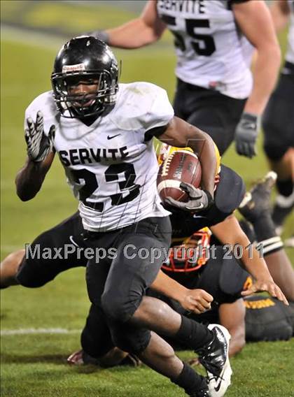 Thumbnail 1 in Mission Viejo vs. Servite (CIF-SS Pac-5 Division Final) photogallery.