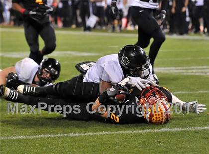 Thumbnail 1 in Mission Viejo vs. Servite (CIF-SS Pac-5 Division Final) photogallery.