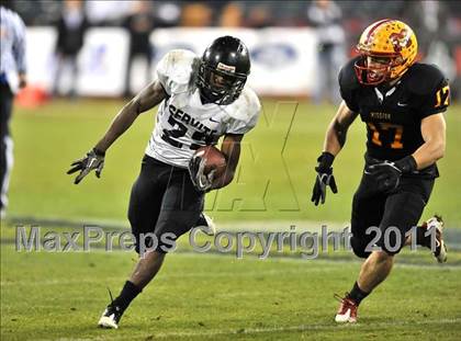 Thumbnail 1 in Mission Viejo vs. Servite (CIF-SS Pac-5 Division Final) photogallery.