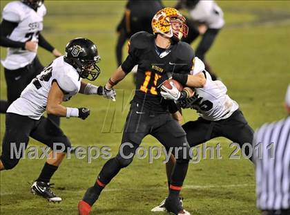 Thumbnail 2 in Mission Viejo vs. Servite (CIF-SS Pac-5 Division Final) photogallery.