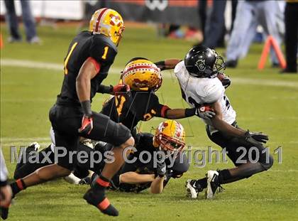 Thumbnail 1 in Mission Viejo vs. Servite (CIF-SS Pac-5 Division Final) photogallery.