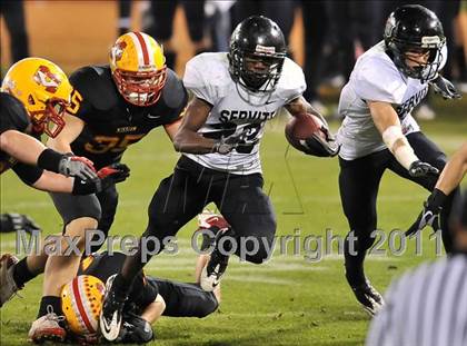 Thumbnail 1 in Mission Viejo vs. Servite (CIF-SS Pac-5 Division Final) photogallery.