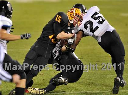 Thumbnail 3 in Mission Viejo vs. Servite (CIF-SS Pac-5 Division Final) photogallery.