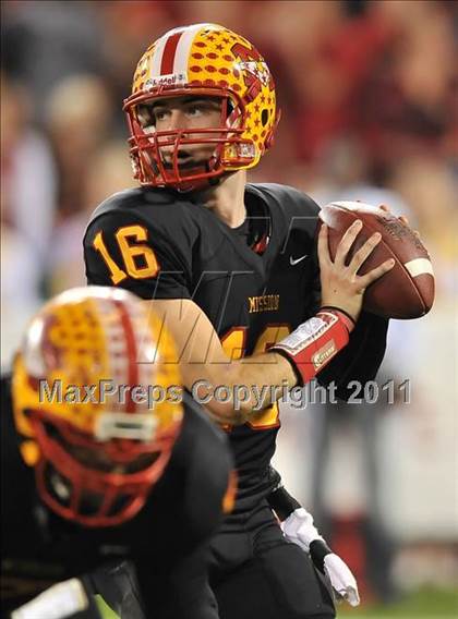 Thumbnail 2 in Mission Viejo vs. Servite (CIF-SS Pac-5 Division Final) photogallery.