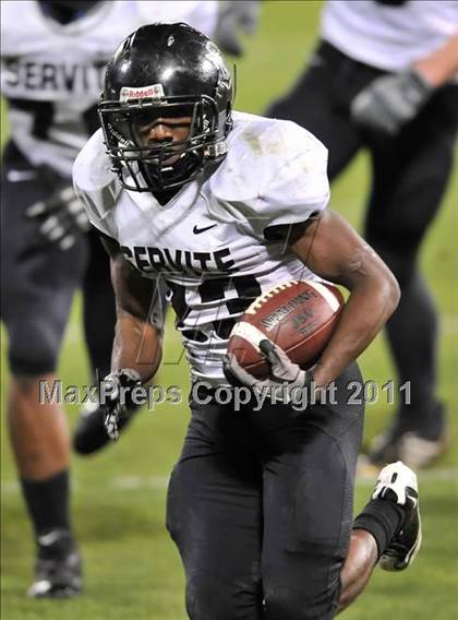 Thumbnail 1 in Mission Viejo vs. Servite (CIF-SS Pac-5 Division Final) photogallery.