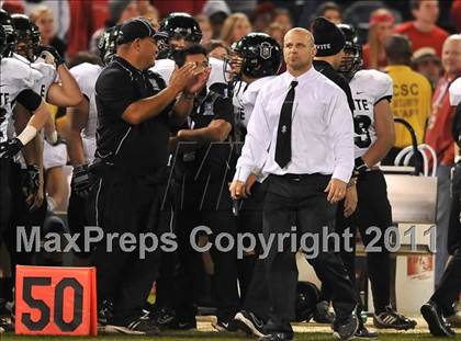 Thumbnail 1 in Mission Viejo vs. Servite (CIF-SS Pac-5 Division Final) photogallery.