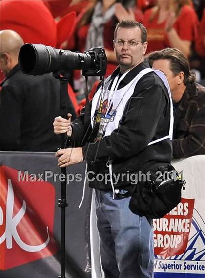 Thumbnail 2 in Mission Viejo vs. Servite (CIF-SS Pac-5 Division Final) photogallery.