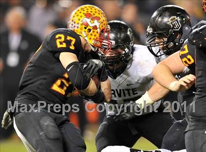 Thumbnail 3 in Mission Viejo vs. Servite (CIF-SS Pac-5 Division Final) photogallery.