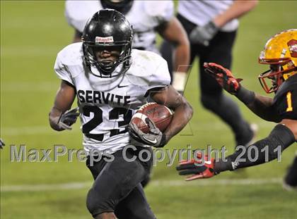Thumbnail 2 in Mission Viejo vs. Servite (CIF-SS Pac-5 Division Final) photogallery.