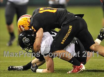Thumbnail 2 in Mission Viejo vs. Servite (CIF-SS Pac-5 Division Final) photogallery.
