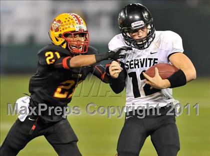 Thumbnail 2 in Mission Viejo vs. Servite (CIF-SS Pac-5 Division Final) photogallery.