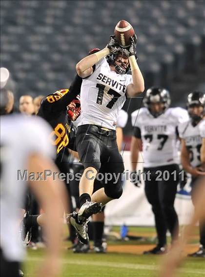 Thumbnail 1 in Mission Viejo vs. Servite (CIF-SS Pac-5 Division Final) photogallery.