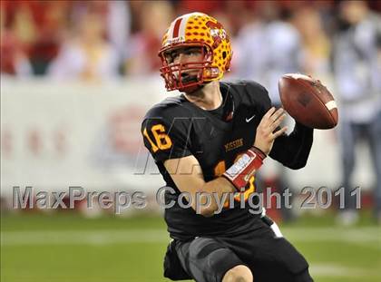 Thumbnail 3 in Mission Viejo vs. Servite (CIF-SS Pac-5 Division Final) photogallery.