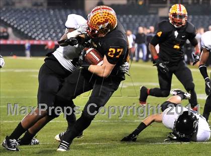 Thumbnail 2 in Mission Viejo vs. Servite (CIF-SS Pac-5 Division Final) photogallery.