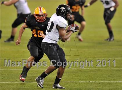 Thumbnail 2 in Mission Viejo vs. Servite (CIF-SS Pac-5 Division Final) photogallery.