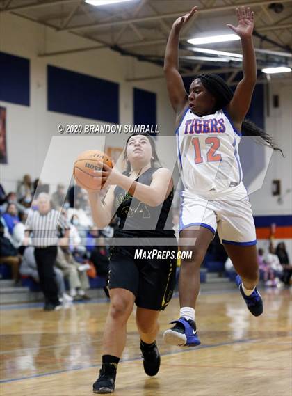 Thumbnail 1 in Isabella @ Chilton County photogallery.