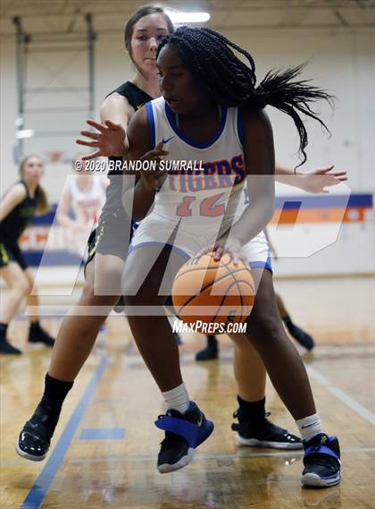 Thumbnail 3 in Isabella @ Chilton County photogallery.