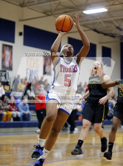 Thumbnail 1 in Isabella @ Chilton County photogallery.