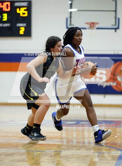 Thumbnail 3 in Isabella @ Chilton County photogallery.