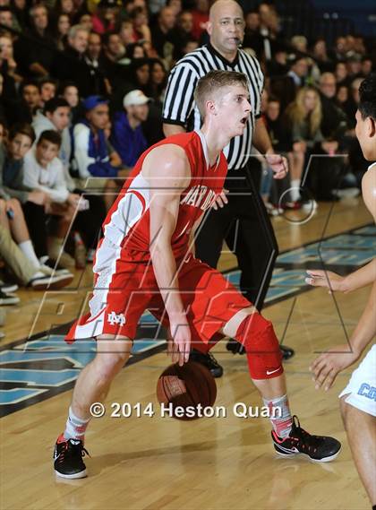 Thumbnail 3 in Mater Dei vs. Corona del Mar (Beach Bash Classic) photogallery.