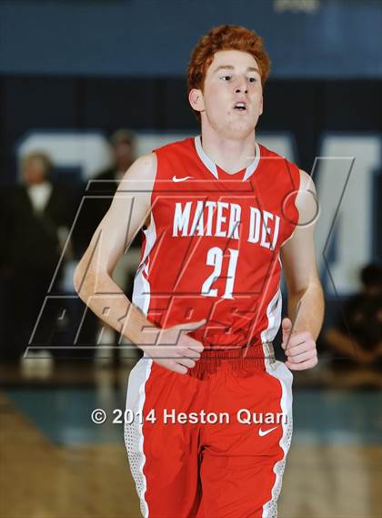 Thumbnail 1 in Mater Dei vs. Corona del Mar (Beach Bash Classic) photogallery.