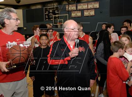 Thumbnail 1 in Mater Dei vs. Corona del Mar (Beach Bash Classic) photogallery.