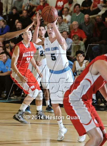 Thumbnail 1 in Mater Dei vs. Corona del Mar (Beach Bash Classic) photogallery.