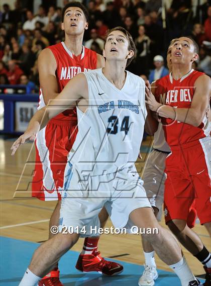 Thumbnail 2 in Mater Dei vs. Corona del Mar (Beach Bash Classic) photogallery.