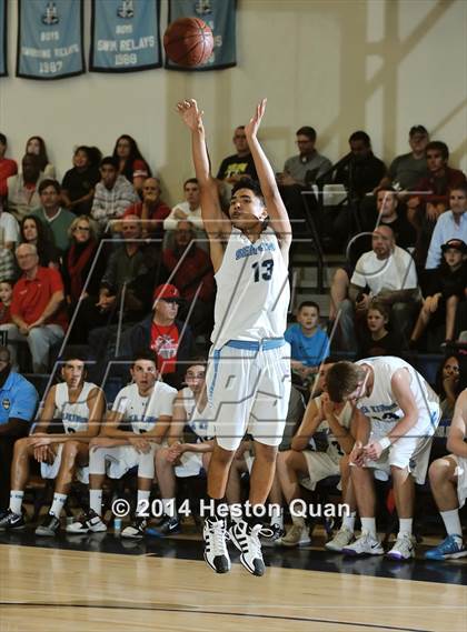 Thumbnail 1 in Mater Dei vs. Corona del Mar (Beach Bash Classic) photogallery.