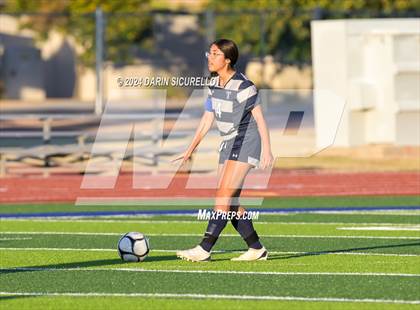 Thumbnail 3 in Gilbert vs. Tempe (Coyote Classic Tournament) photogallery.