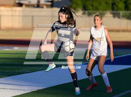 Thumbnail 2 in Gilbert vs. Tempe (Coyote Classic Tournament) photogallery.