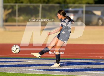 Thumbnail 2 in Gilbert vs. Tempe (Coyote Classic Tournament) photogallery.