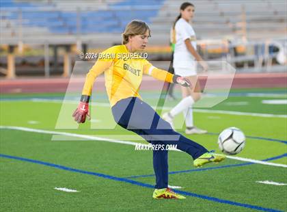 Thumbnail 3 in Gilbert vs. Tempe (Coyote Classic Tournament) photogallery.