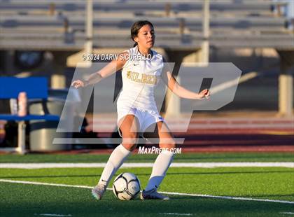 Thumbnail 3 in Gilbert vs. Tempe (Coyote Classic Tournament) photogallery.