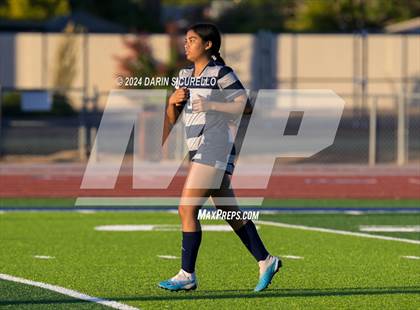 Thumbnail 2 in Gilbert vs. Tempe (Coyote Classic Tournament) photogallery.