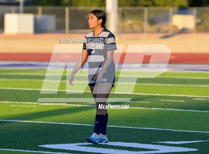 Thumbnail 2 in Gilbert vs. Tempe (Coyote Classic Tournament) photogallery.