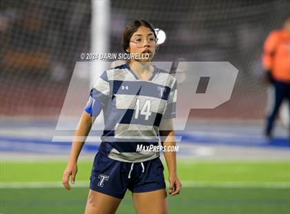 Thumbnail 3 in Gilbert vs. Tempe (Coyote Classic Tournament) photogallery.