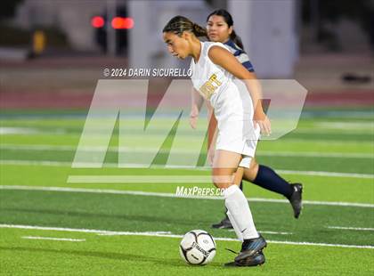 Thumbnail 1 in Gilbert vs. Tempe (Coyote Classic Tournament) photogallery.