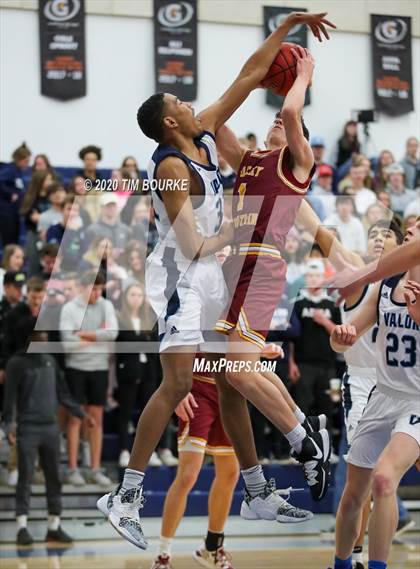 Thumbnail 1 in Valor Christian vs. Rocky Mountain (CHSAA 5A Round 2 Playoff) photogallery.