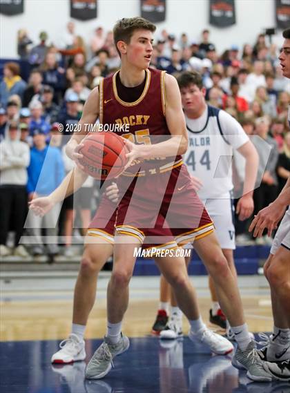 Thumbnail 1 in Valor Christian vs. Rocky Mountain (CHSAA 5A Round 2 Playoff) photogallery.