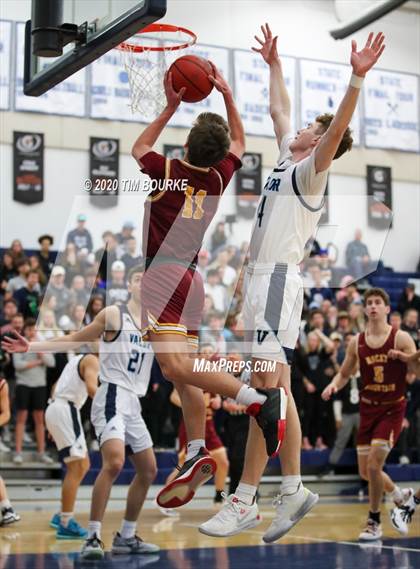 Thumbnail 3 in Valor Christian vs. Rocky Mountain (CHSAA 5A Round 2 Playoff) photogallery.